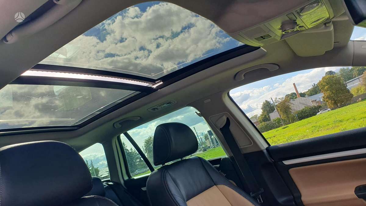 Volkswagen Golf 2010 — photo 17