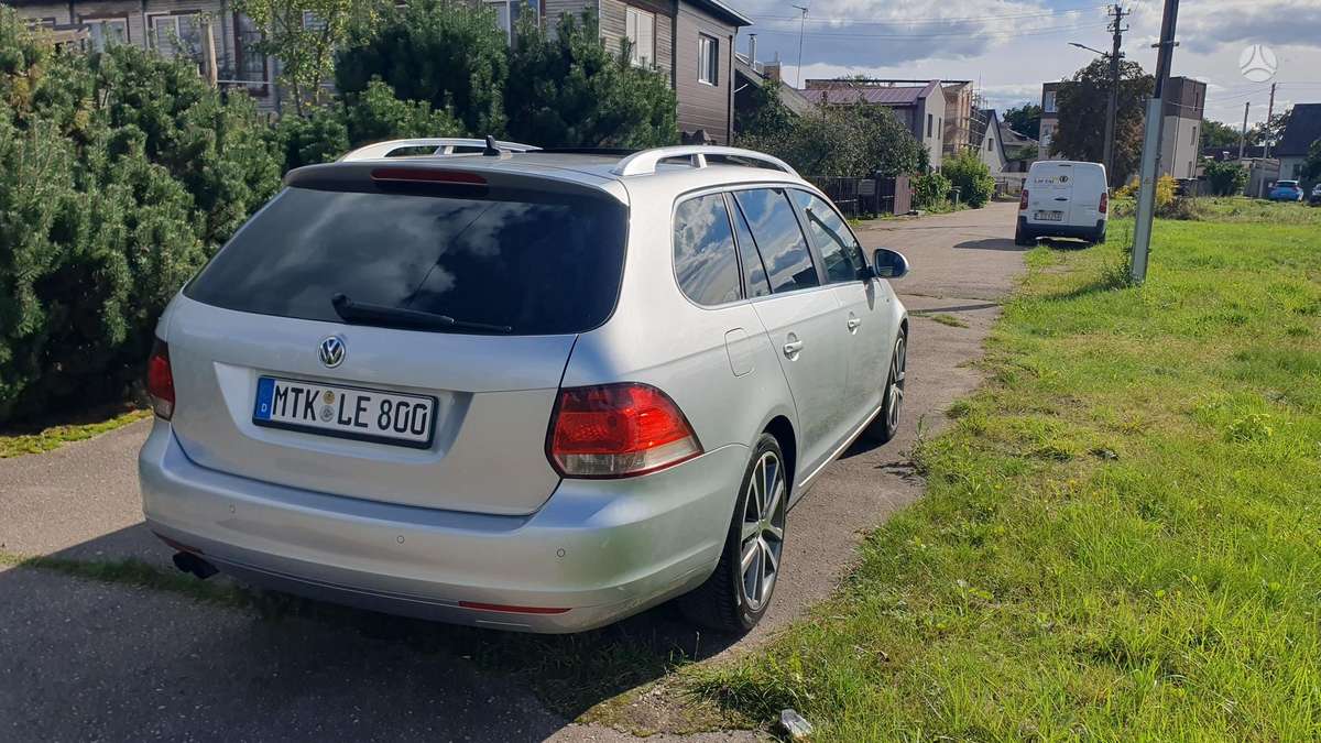Volkswagen Golf 2010 — photo 28
