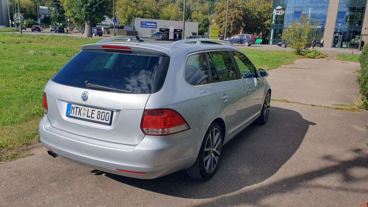 Volkswagen Golf 2010 — photo 5