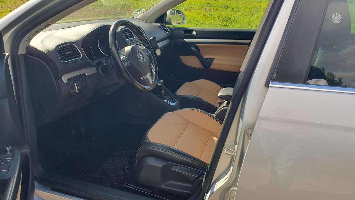 Volkswagen Golf 2010 — photo 6