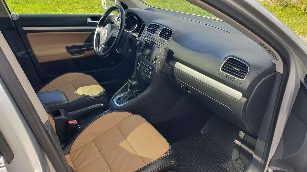 Volkswagen Golf 2010 — photo 7