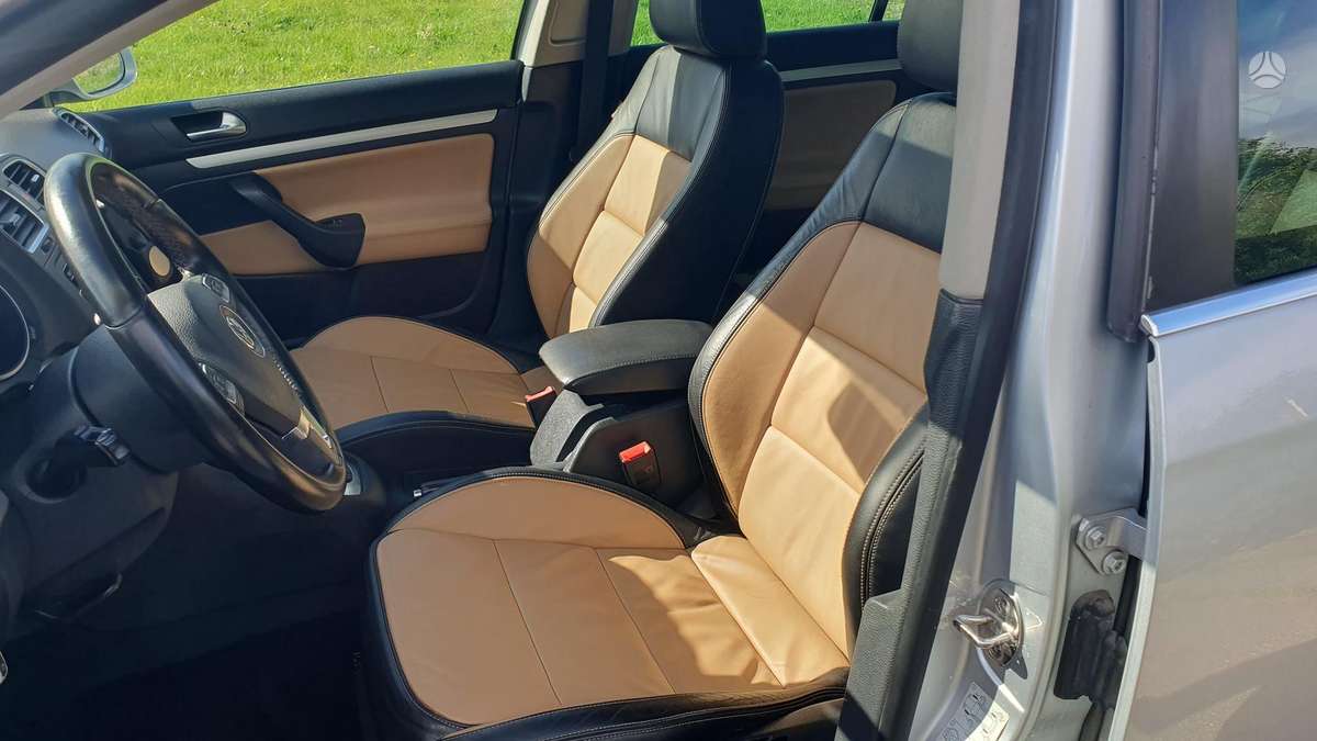 Volkswagen Golf 2010 — photo 8