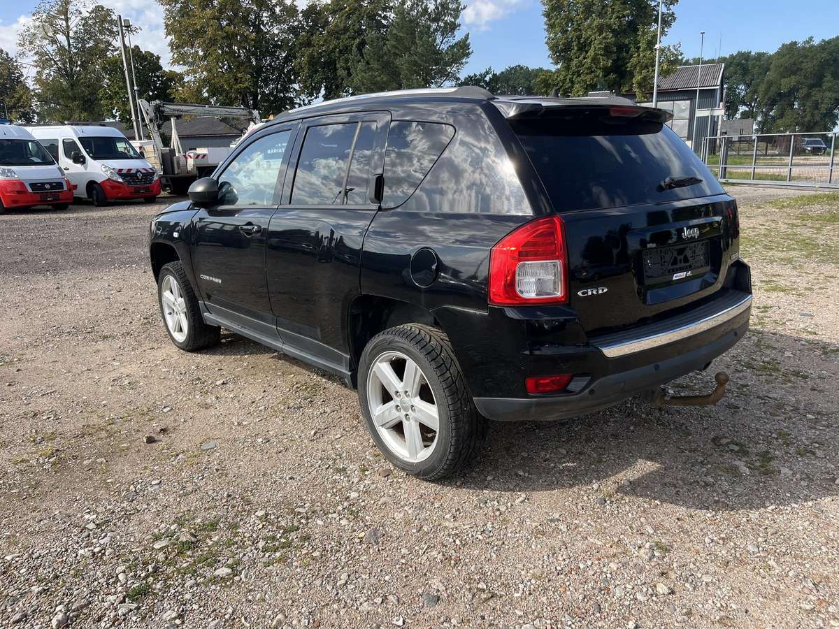 Jeep Compass 2012 — фото 11