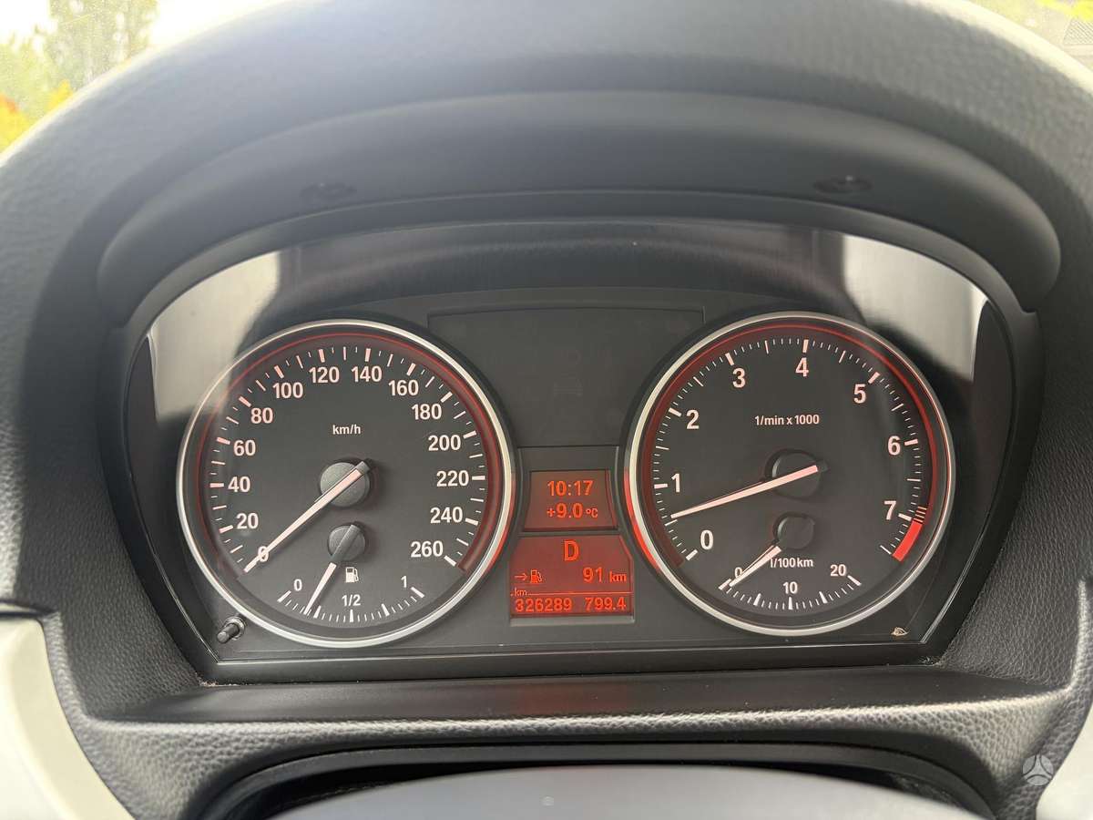 BMW 325 2008 — photo 14