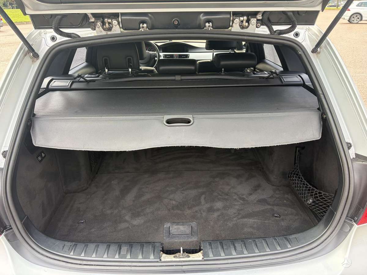 BMW 325 2008 — photo 9