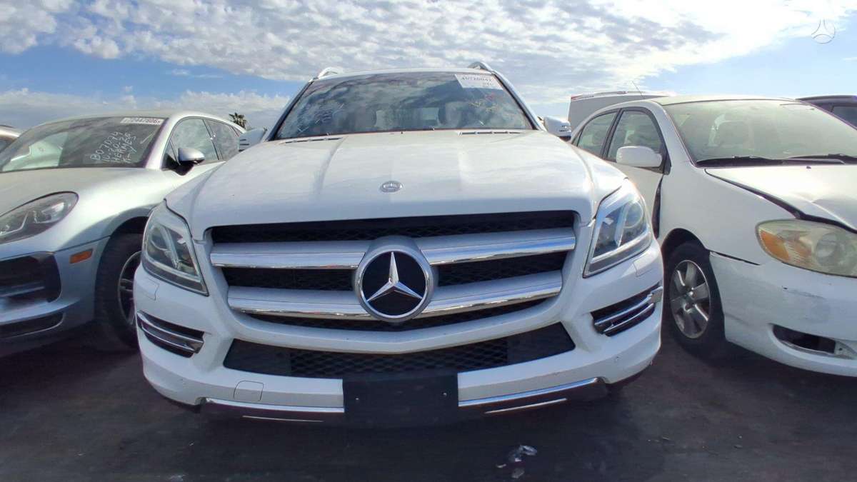 Mercedes-Benz GL450 2015 — photo 15
