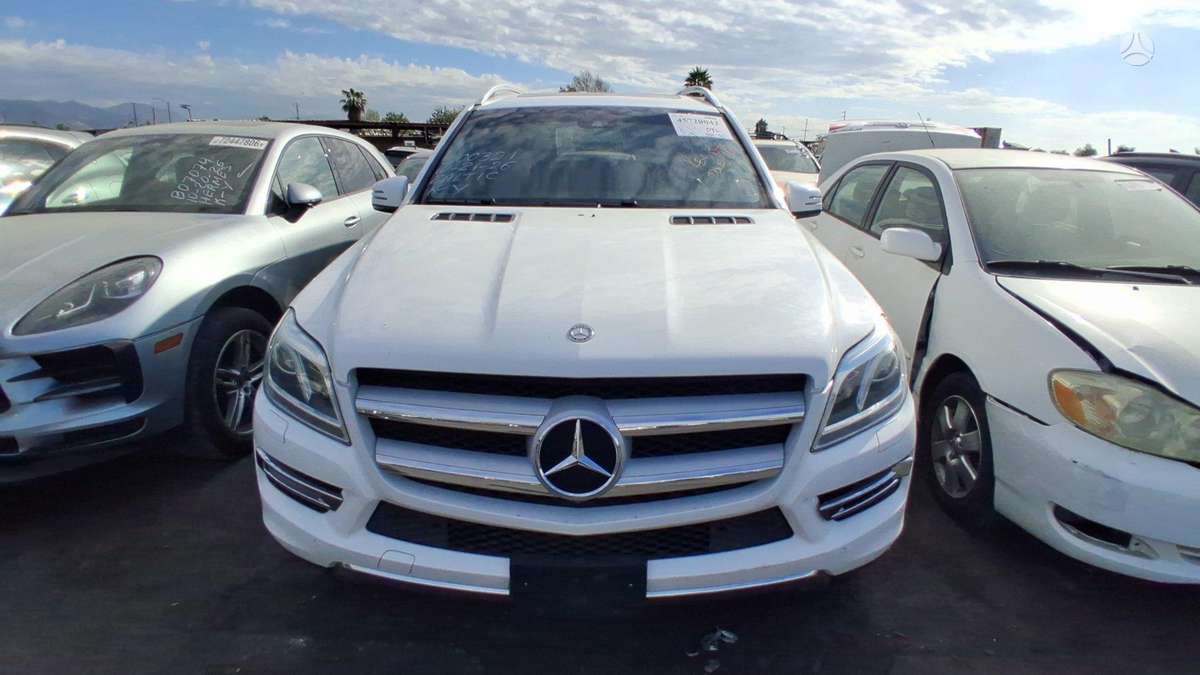 Mercedes-Benz GL450 2015 — photo 27