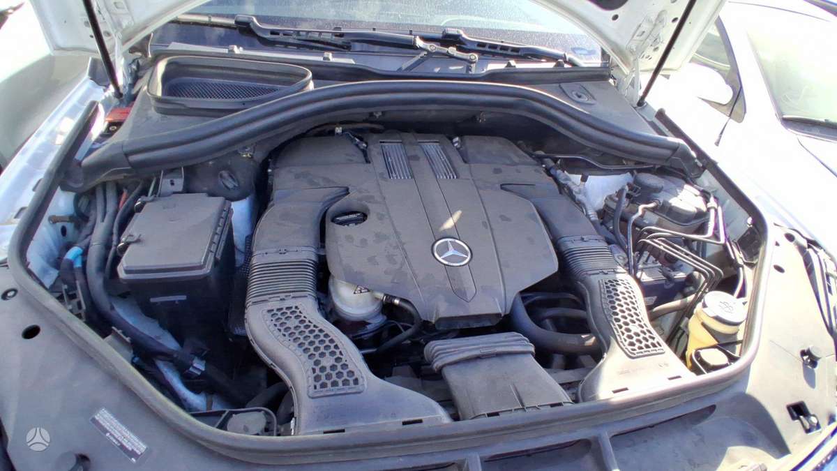 Mercedes-Benz GL450 2015 — photo 32