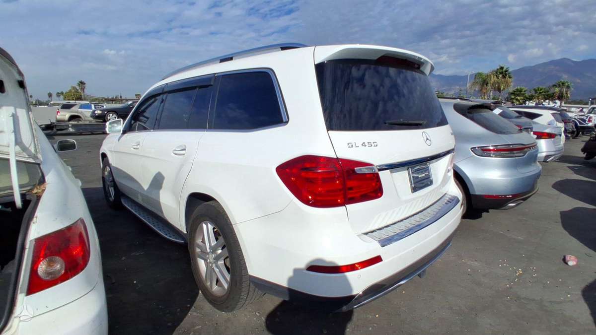 Mercedes-Benz GL450 2015 — photo 35