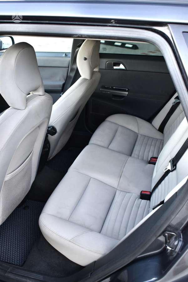 Volvo V50 2007 — photo 11