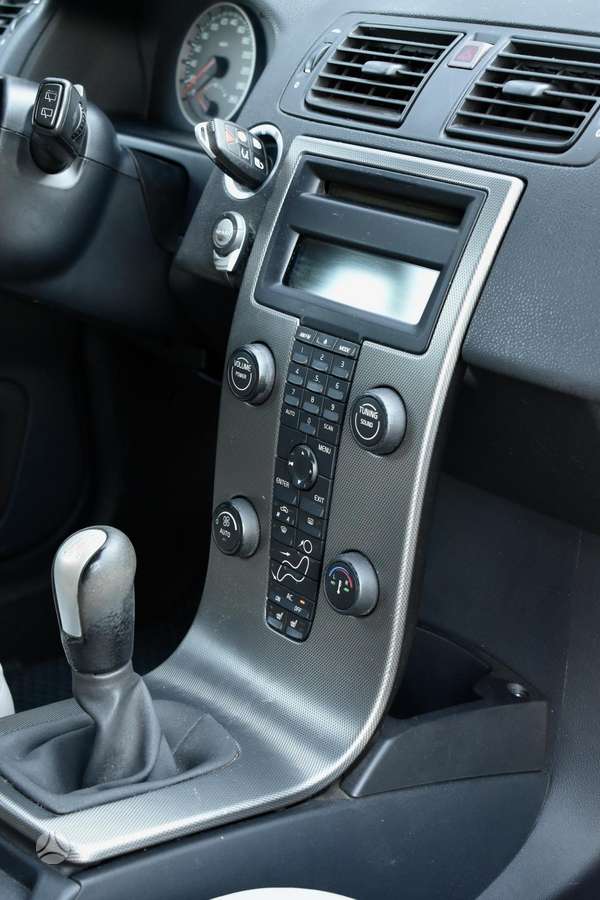 Volvo V50 2007 — photo 7