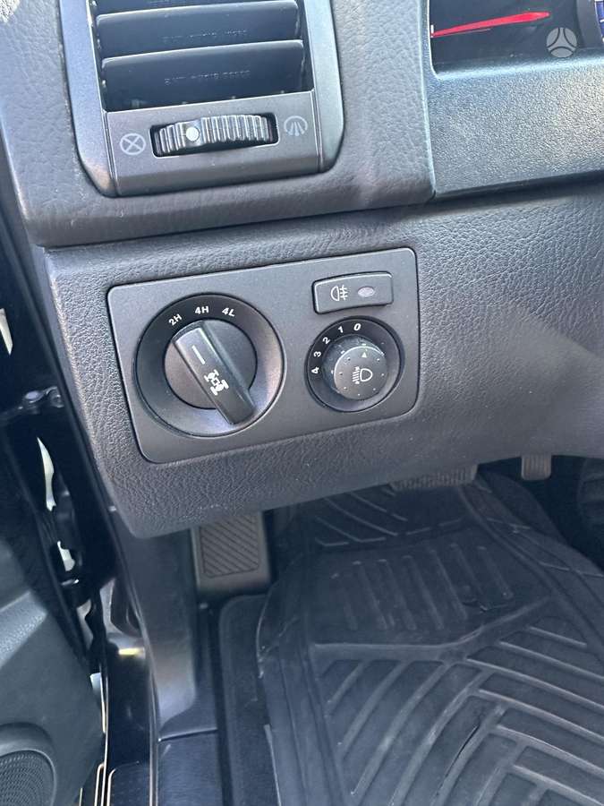 SsangYong Rexton 2015 — photo 26
