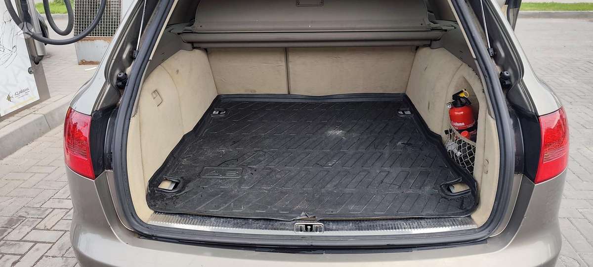 Audi A6 2006 — photo 8