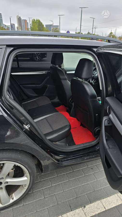 Skoda Octavia 2013 — фото 10