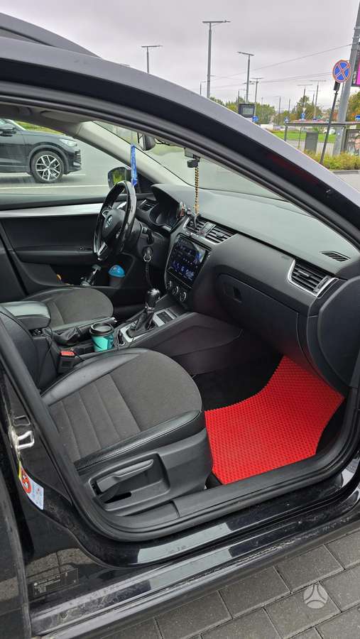 Skoda Octavia 2013 — фото 13