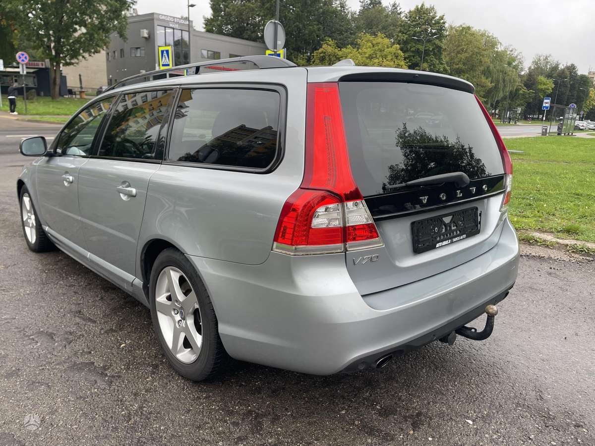 Volvo V70 2015 — photo 14