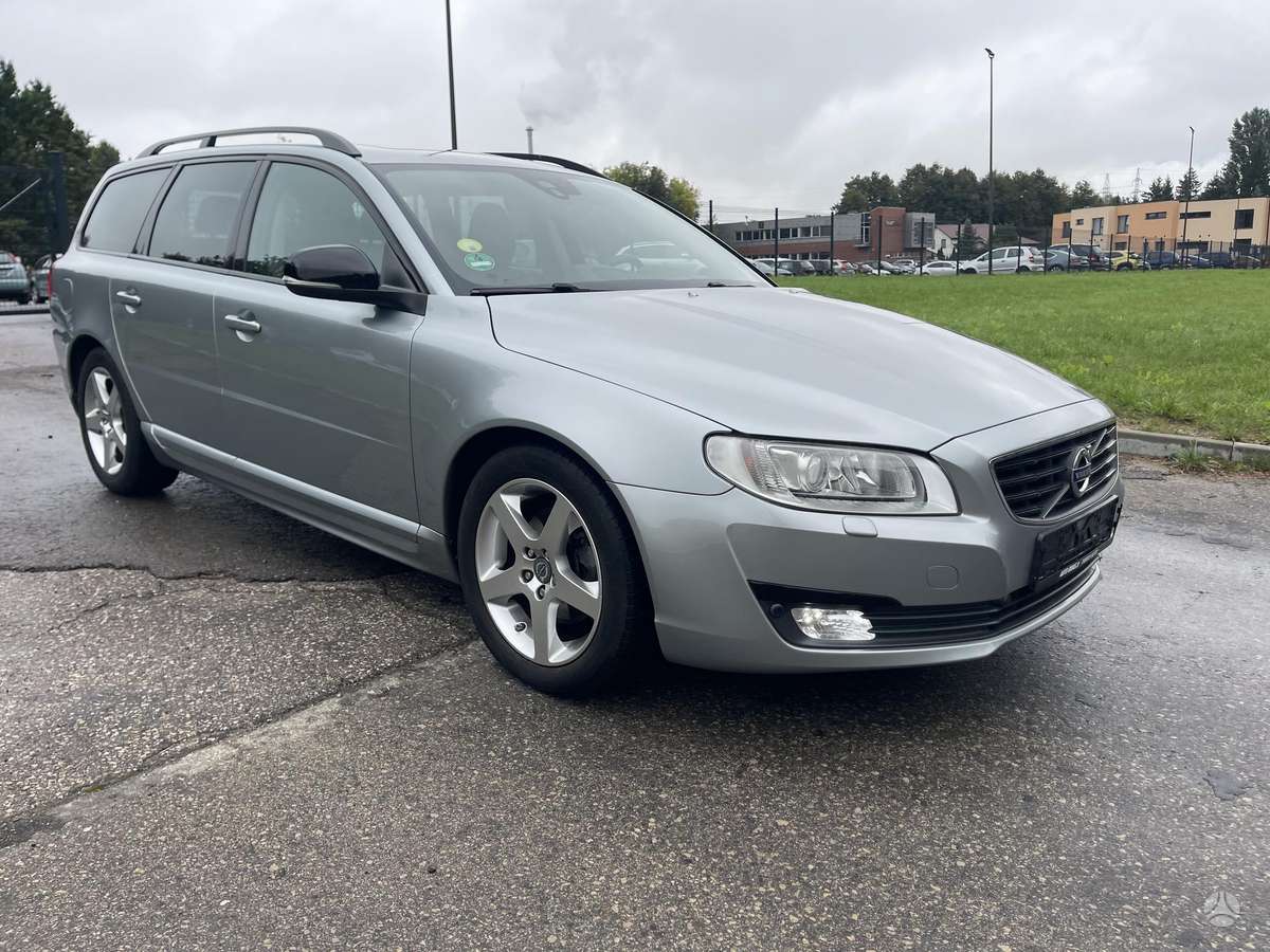 Volvo V70 2015 — photo 6