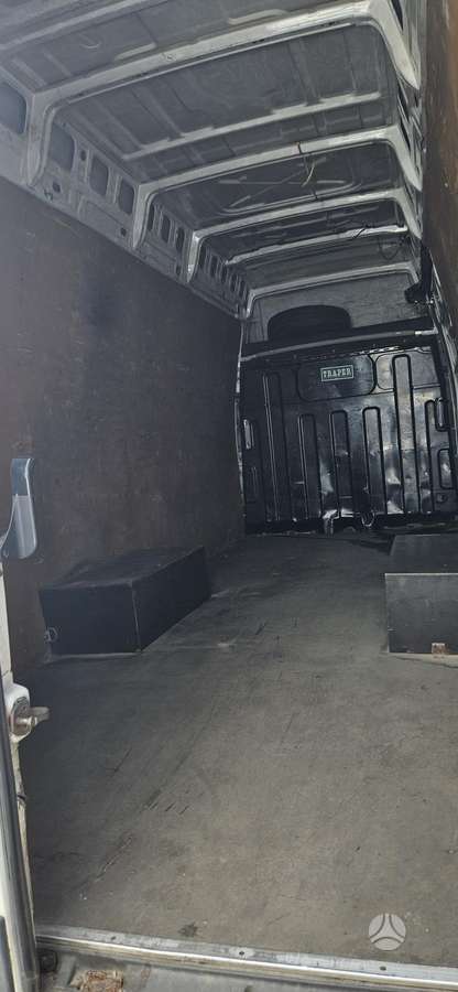 Iveco Daily 2010 — engine 2998 cm³, 145 HP (107kW)