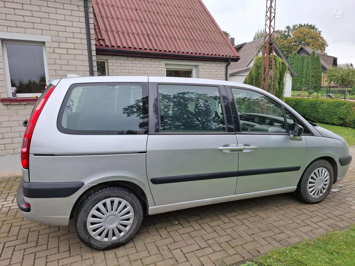 Citroen C8 2005 — interior