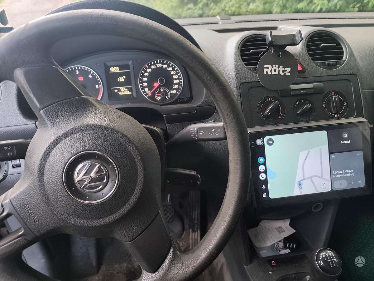 Volkswagen Caddy 2015 — interior