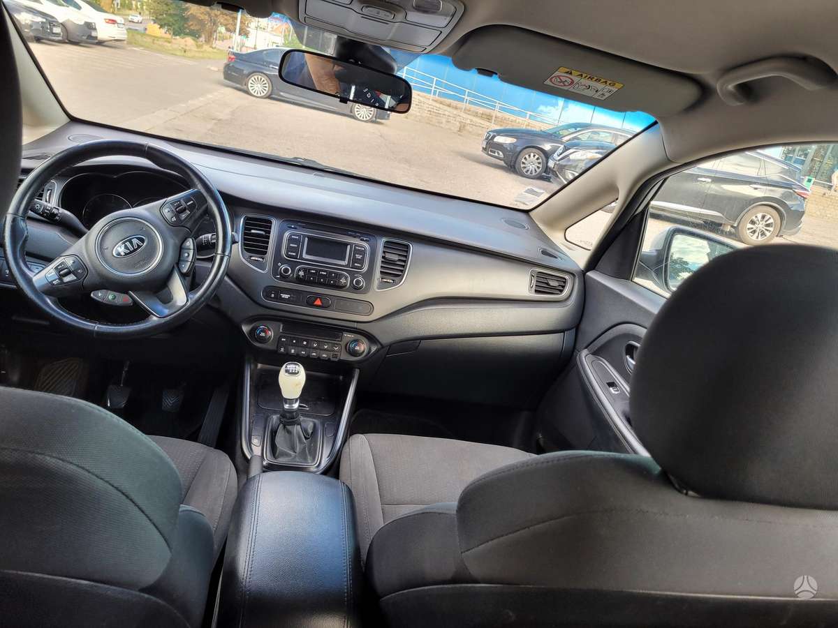 Kia Carens 2013 — photo 10