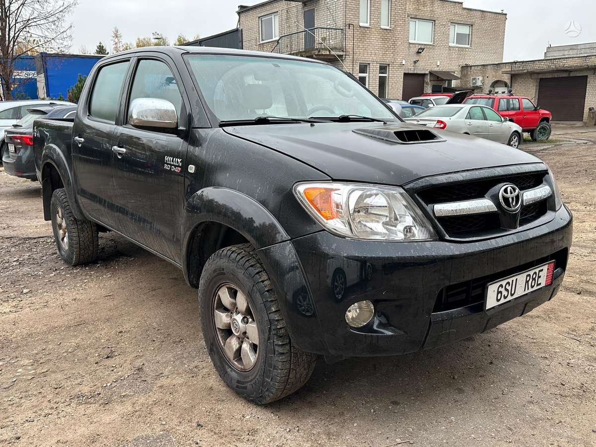 Toyota Hilux 2009 — авто для ЗСУ з Європи