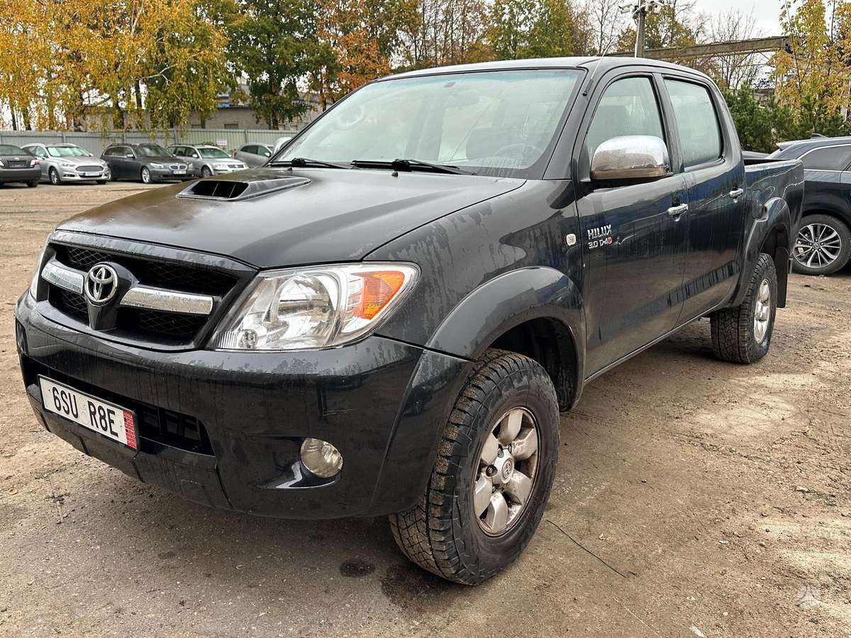 Toyota Hilux 2009 — вигляд ззаду