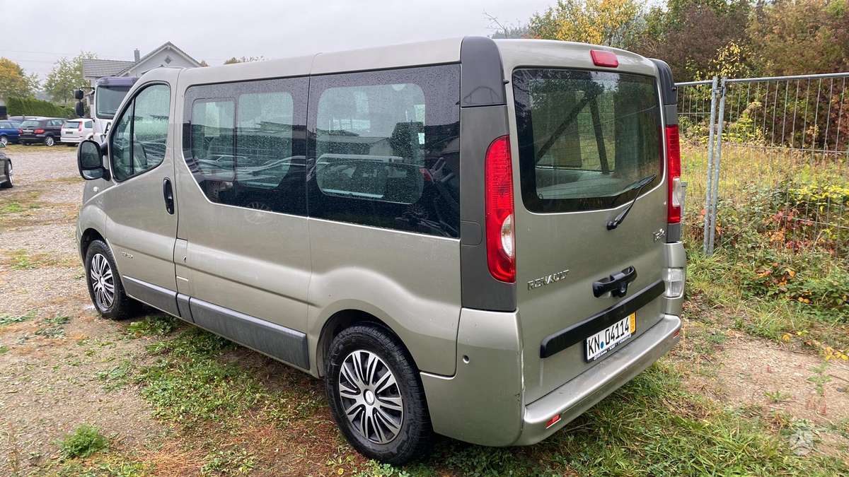 Renault Trafic 2007 — двигун 2464 cm³, 145 HP (107kW)