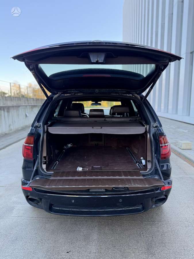 BMW X5 2008 — photo 10