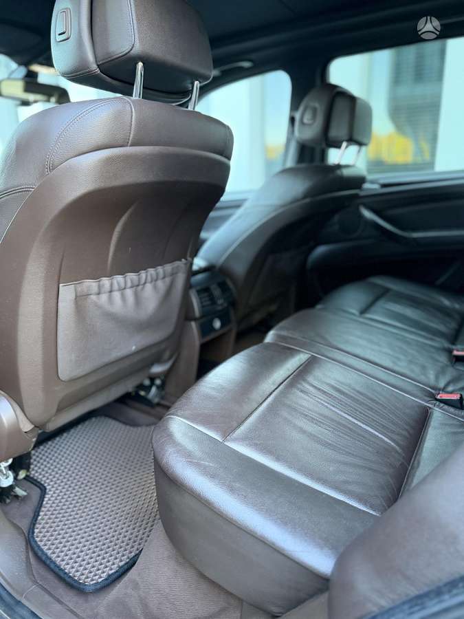 BMW X5 2008 — photo 15