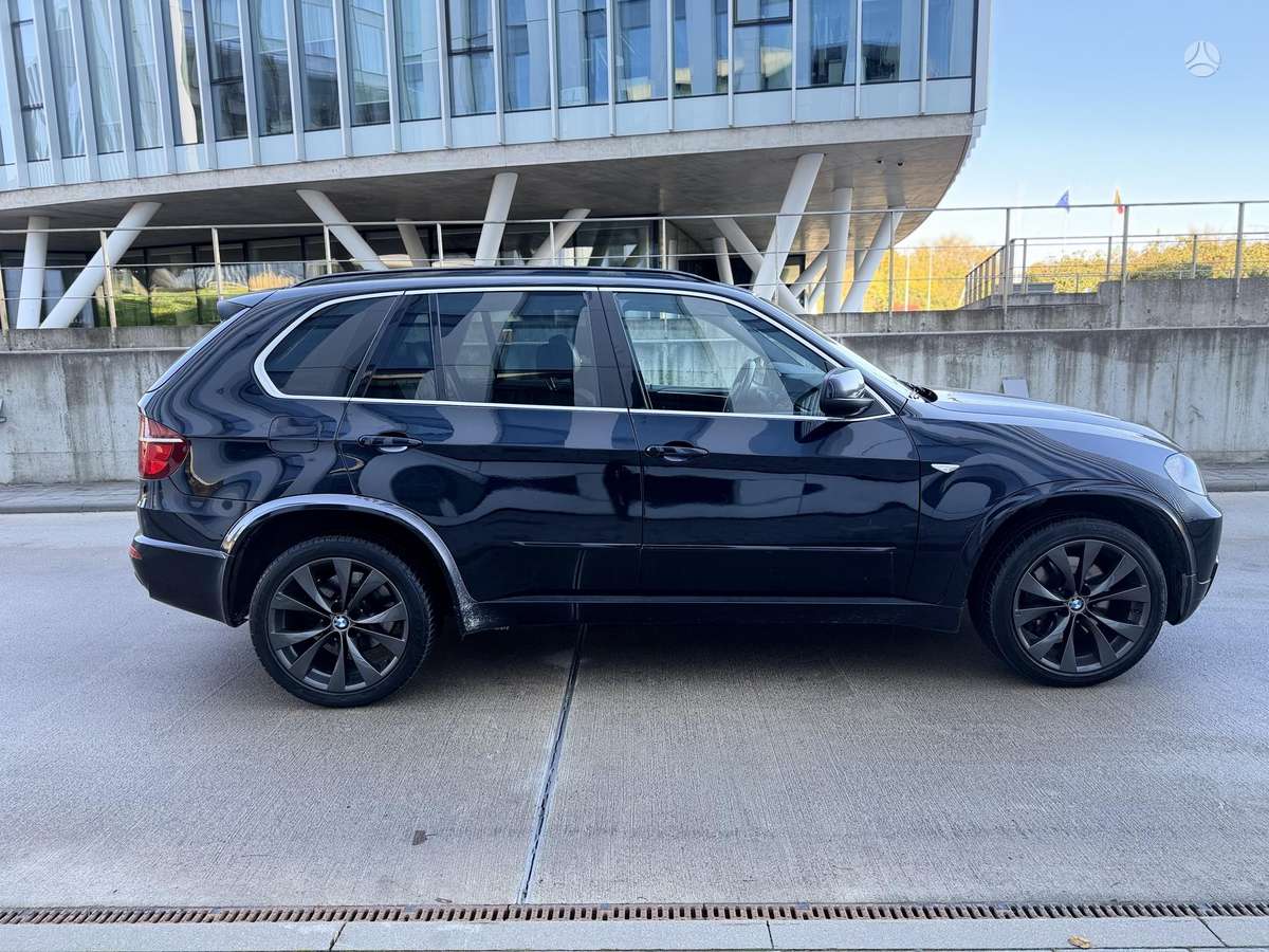 BMW X5 2008 — photo 6