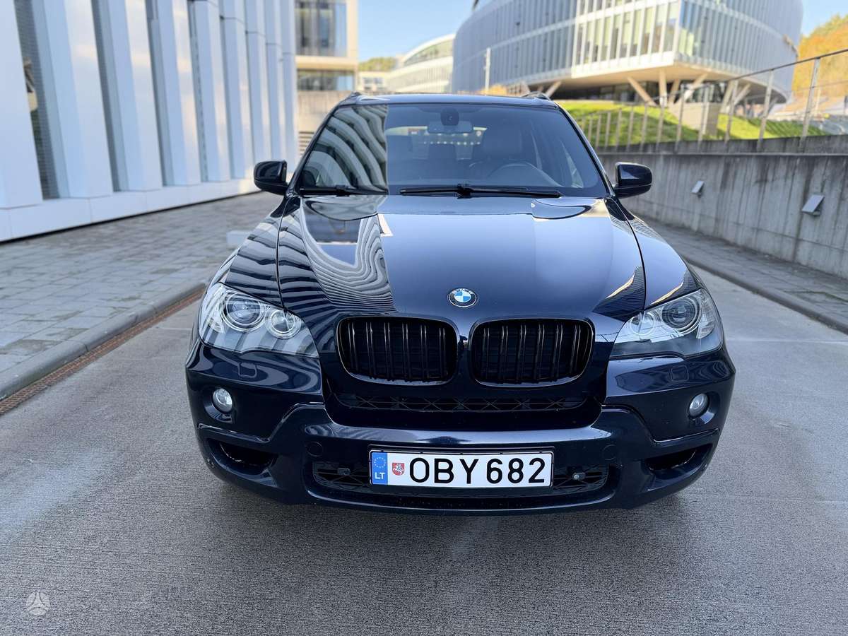 BMW X5 2008 — photo 8