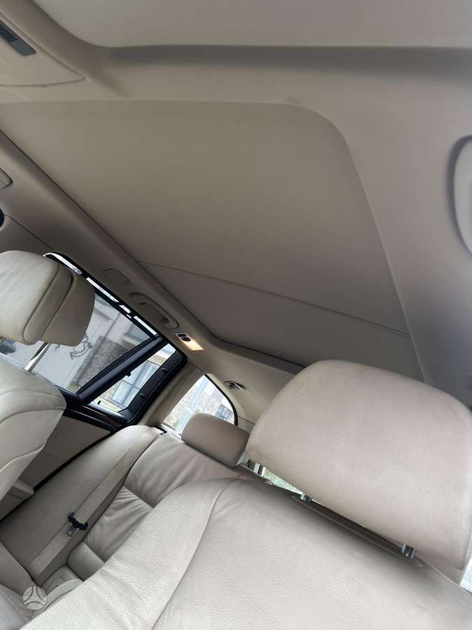 BMW 530 2009 — photo 11
