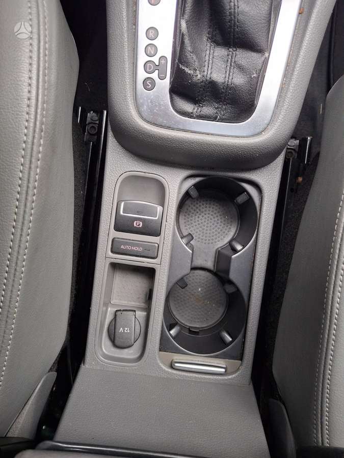 Volkswagen Sharan 2011 — photo 20