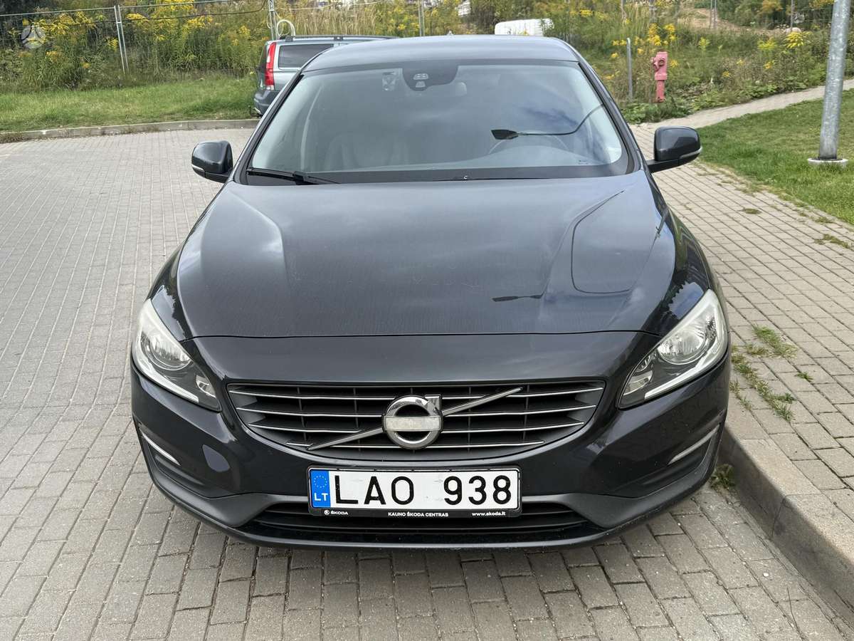 Volvo V60 2014 — rear view