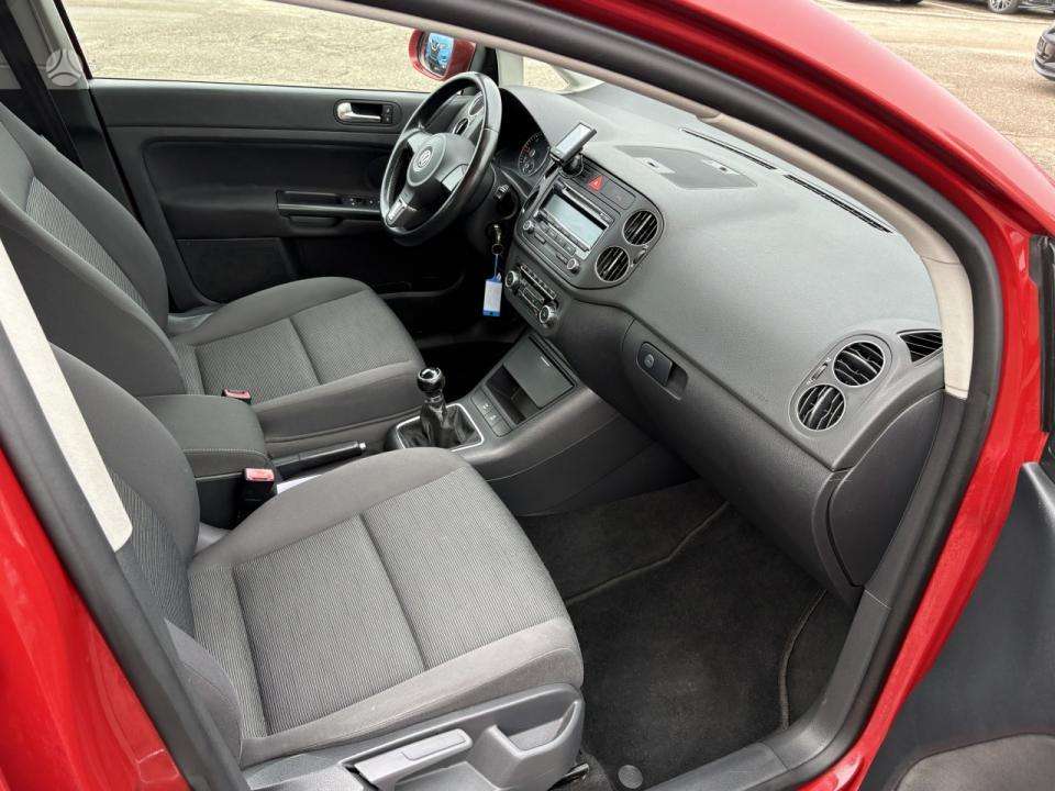 Volkswagen Golf 2010 — photo 8
