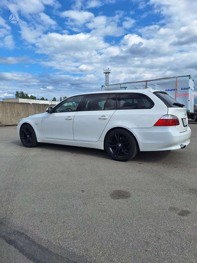 BMW 525 2010 — photo 5