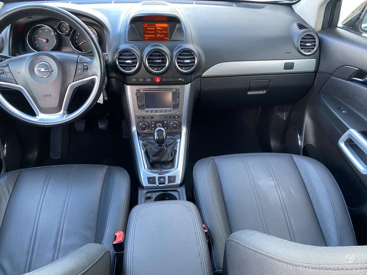 Opel Antara 2014 — photo 11