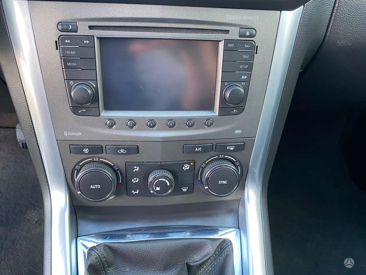 Opel Antara 2014 — photo 15