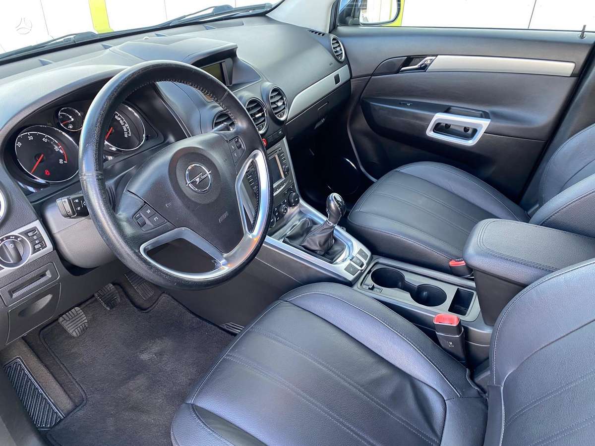 Opel Antara 2014 — photo 9
