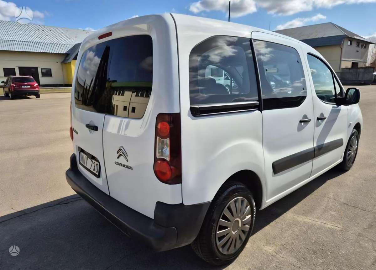 Citroen Berlingo 2015 — engine 1560 cm³, 75 HP (55kW)