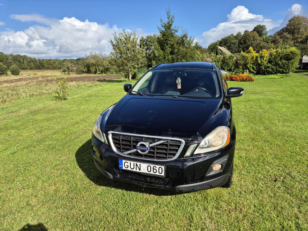 Volvo XC60 2009 — вигляд ззаду