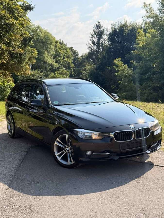 BMW 320, 2013
