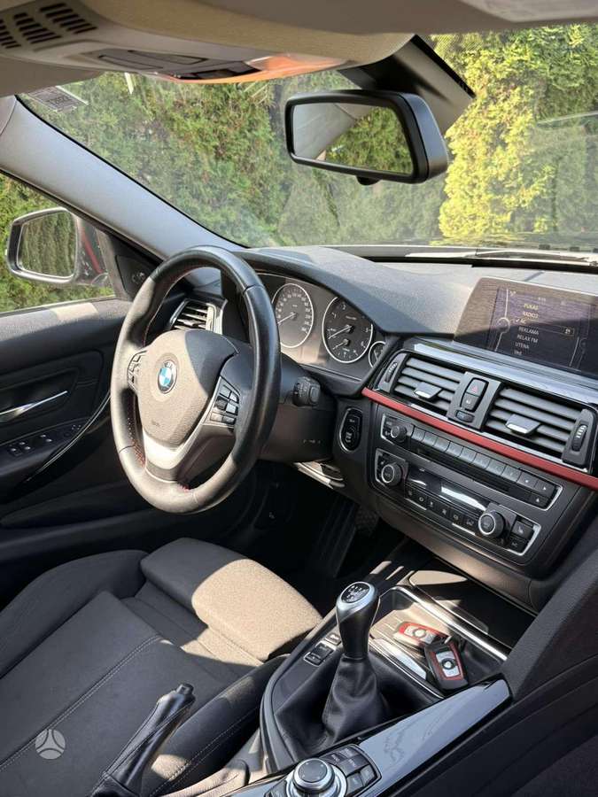 BMW 320 2013 — rear view