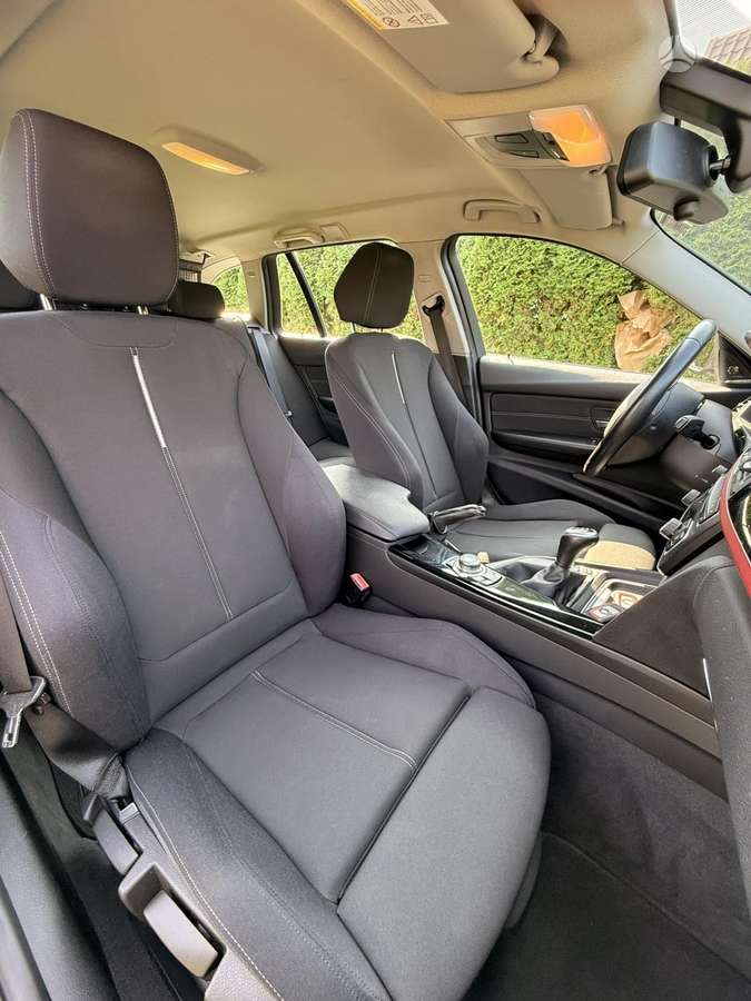 BMW 320 2013 — photo 27
