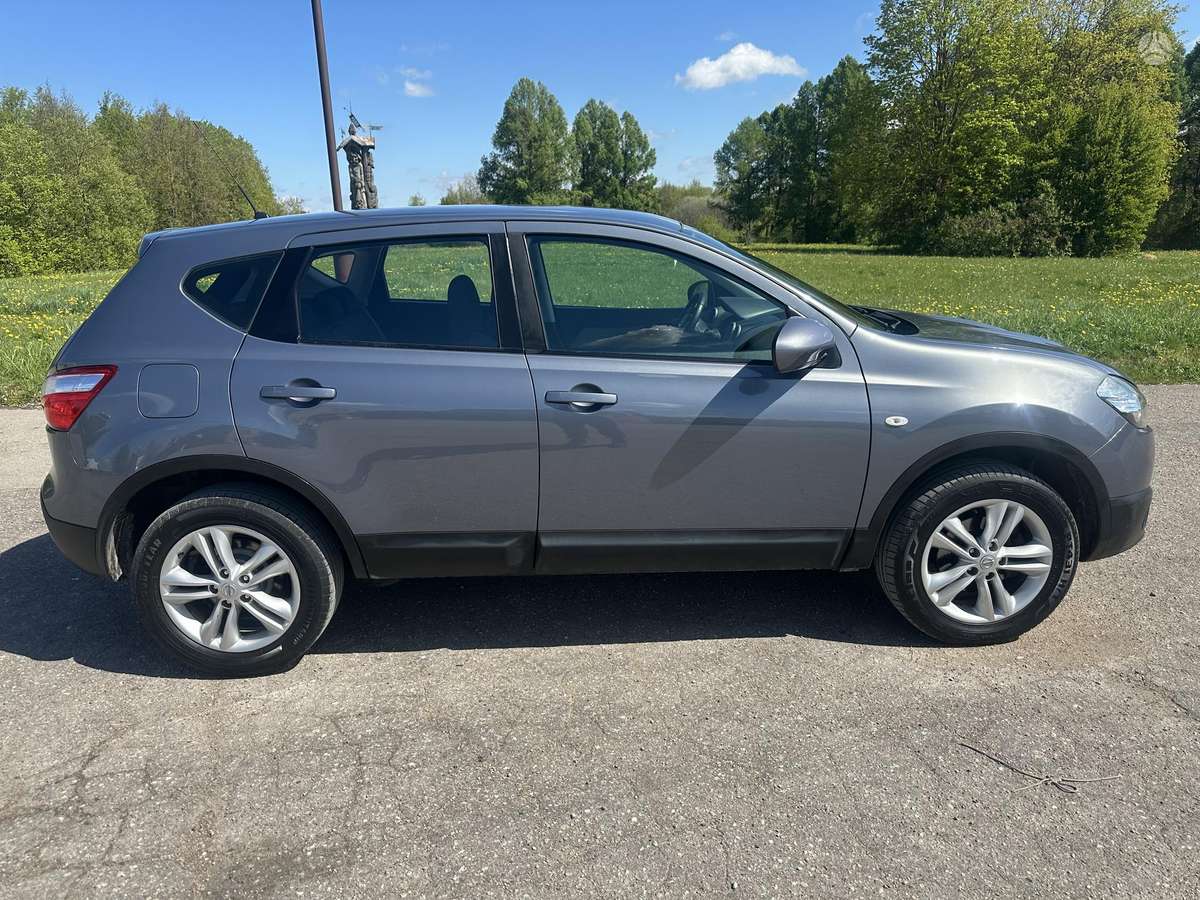 Nissan Qashqai 2010 — двигун 1500 cm³, 106 HP (78kW)