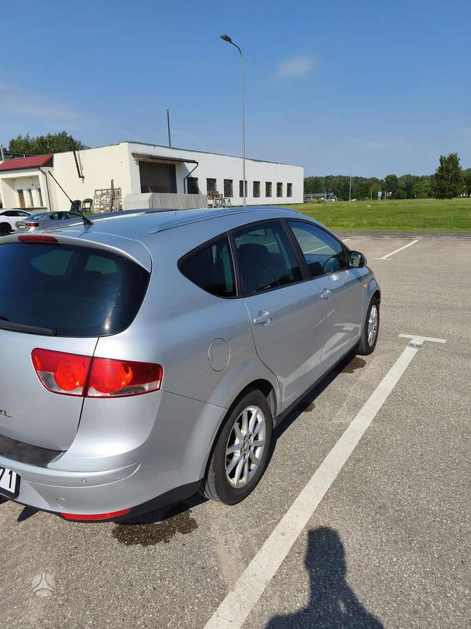 Seat Altea 2010 — rear view