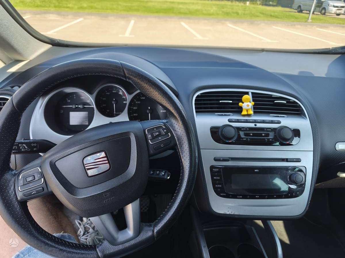 Seat Altea 2010 — photo 9