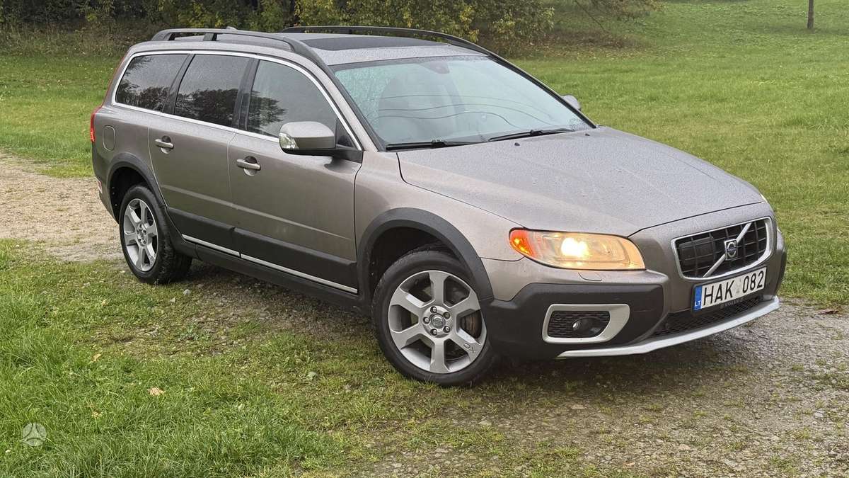 Volvo XC70 2008 — photo 11