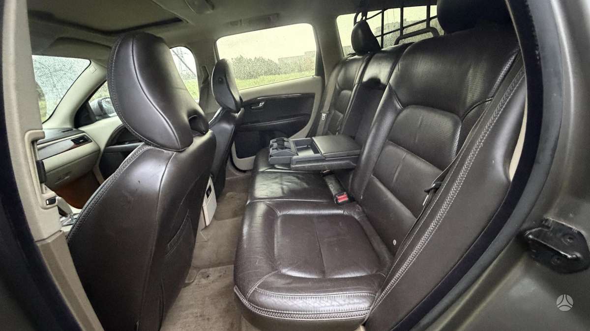 Volvo XC70 2008 — photo 22